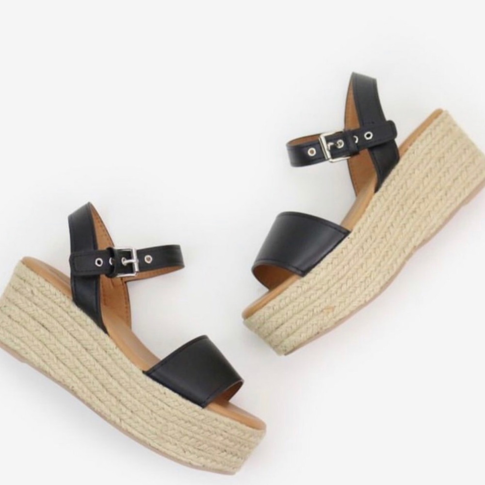 Qupid Wedge Sandals